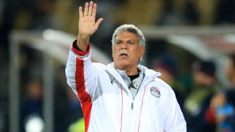 حسن شحاتة يُجري جراحة عاجلة